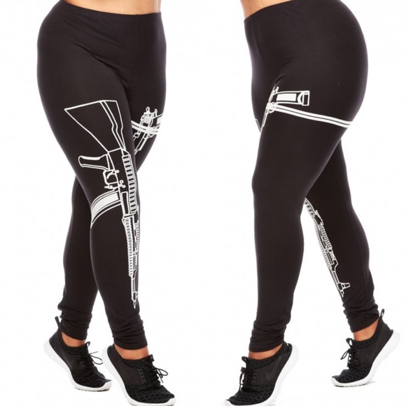 1x-3x New Plus Size Gun Leggings - Picture 6 of 6